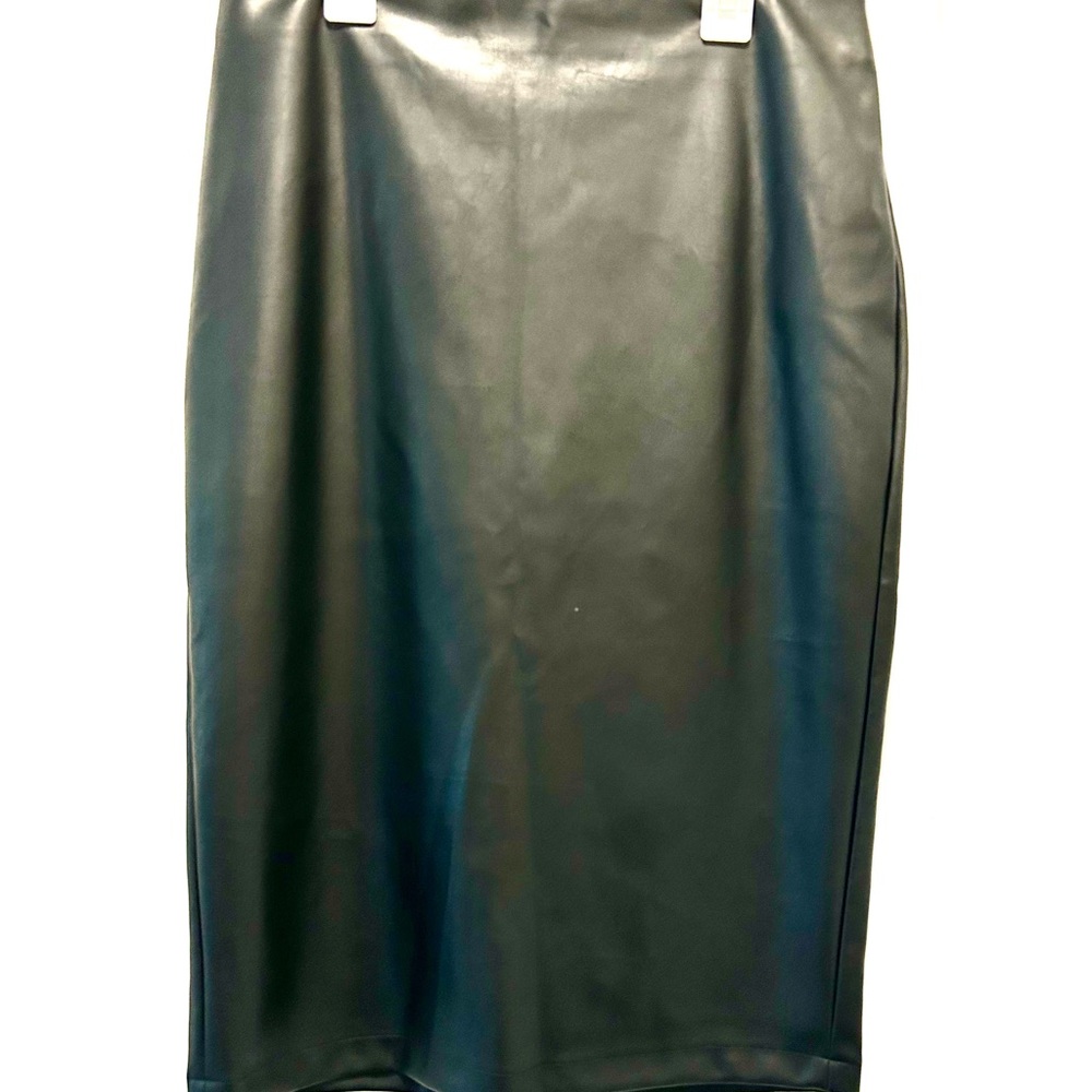 NWOT Sincerly Jules Black Faux Leather Skirt